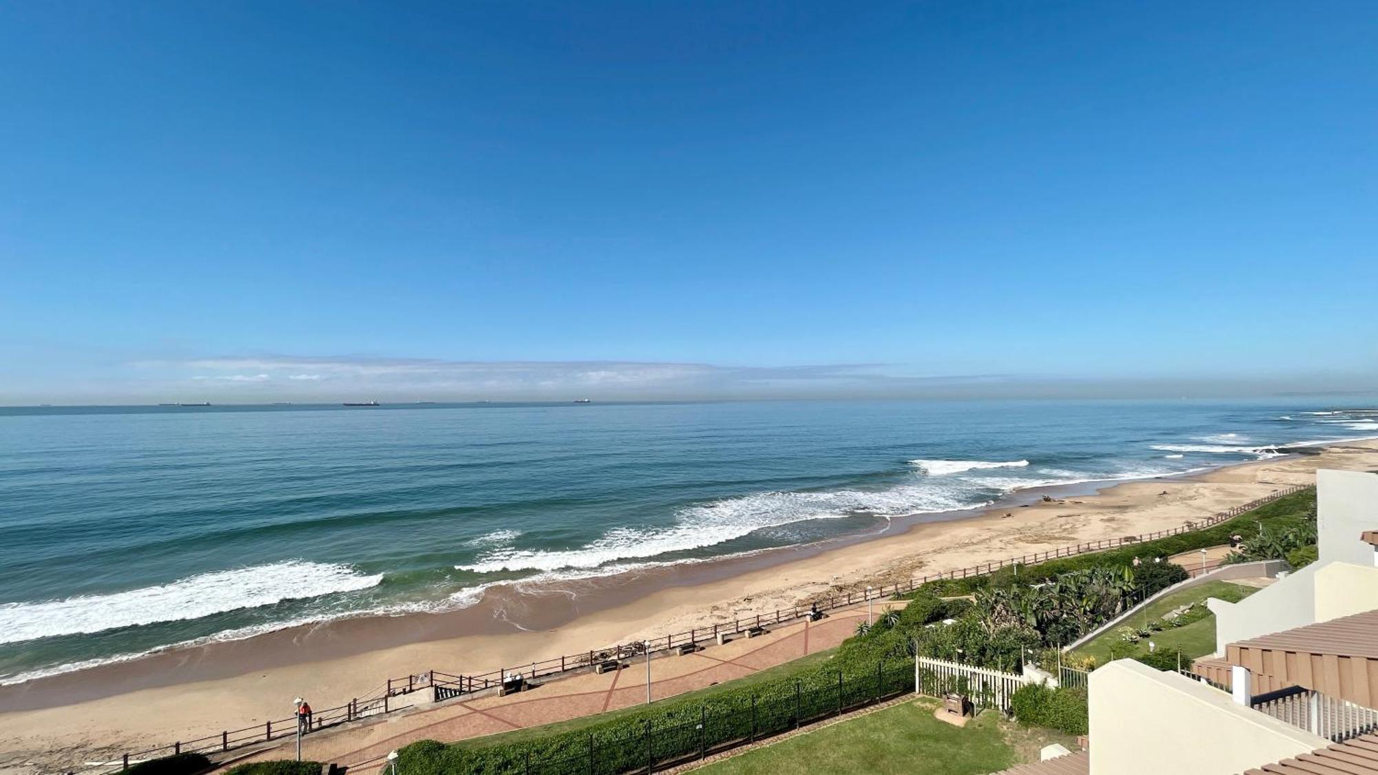 22 Bronze Beach 2 Bedroom Beach Front View Apartment Durban Eksteriør bilde